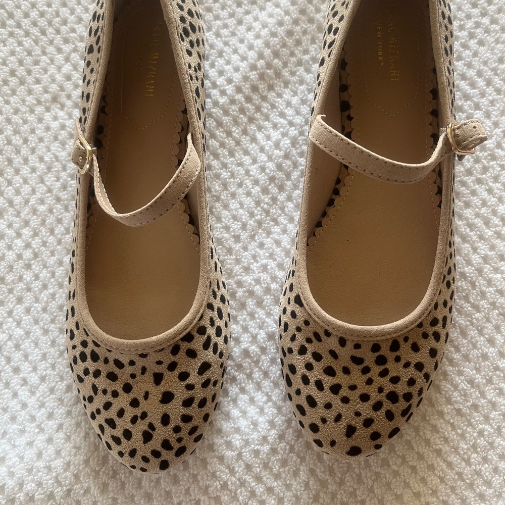 NEW Isaac Mizrahi Women Mary Janes Animal Print Size US 8